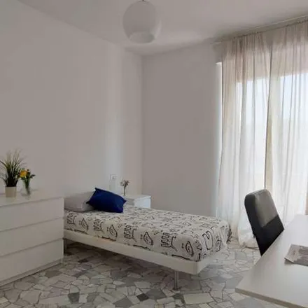Image 7 - Via Val Passiria, 20139 Milan MI, Italy - Apartment for rent
