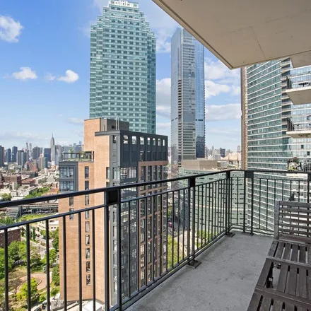 Rent this 3 bed apartment on The Edison in 27-21 44th Drive, New York