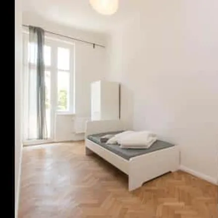 Rent this 8 bed room on Hermannstraße 23 in 12049 Berlin, Germany