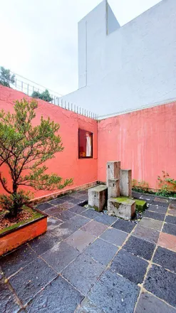 Buy this studio house on Calle Jardín 57 in Álvaro Obregón, 01049 Santa Fe