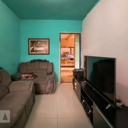 Buy this 2 bed house on Rua Francisco Alves in Paulicéia, São Bernardo do Campo - SP