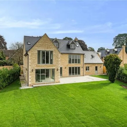 Buy this 6 bed house on Mill Lane in West Northamptonshire, NN2 6PT