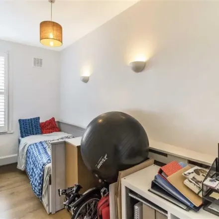 Image 2 - Circus Street, Greenwich Town Centre, London, SE10 8SW, United Kingdom - Apartment for rent