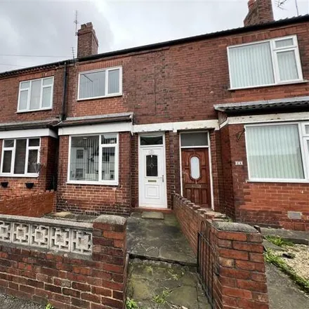 Buy this 3 bed townhouse on Best-one in 54 Church Lane, North Featherstone