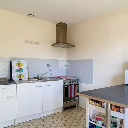 Rent this 3 bed apartment on 2 Résidence de la Fontaine in 53100 Parigné-sur-Braye, France