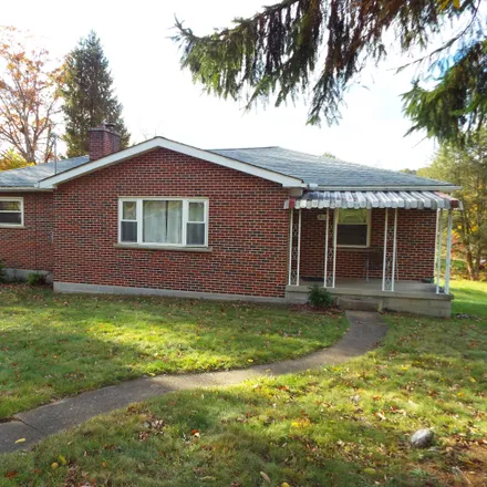 Buy this 3 bed house on 199 Lincoln Street in East Beckley, Beckley