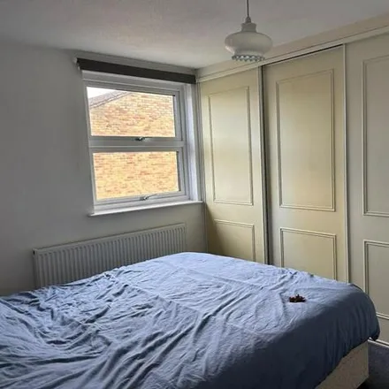 Image 7 - Galahad Close, Andover, SP10 4BL, United Kingdom - Townhouse for rent