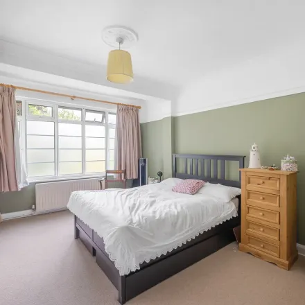 Image 4 - Atkins Road, London, SW12 0AP, United Kingdom - Apartment for rent