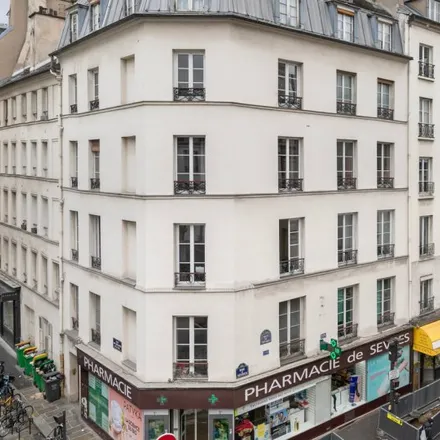 Image 4 - 52 Rue de Sèvres, 75007 Paris, France - Apartment for rent