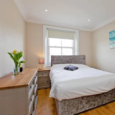 Rent this 2 bed apartment on London in SW5 0SF, United Kingdom