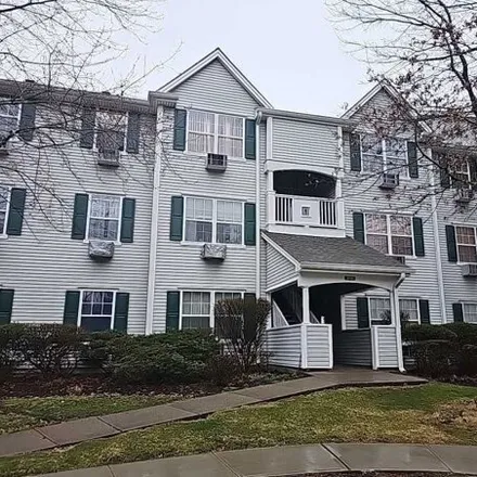 Buy this 3 bed condo on 632 Chatfield Drive in Pequannock Township, NJ 07444
