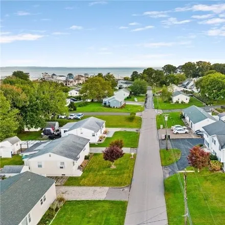 Image 5 - 49 Biscayne Boulevard, Hawks Nest Beach, Old Lyme, CT 06371, USA - House for sale