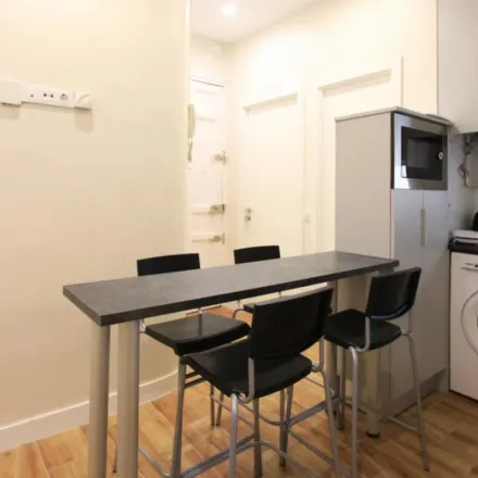 Rent this 4 bed apartment on Calle del Mesón de Paredes in 84, 28012 Madrid