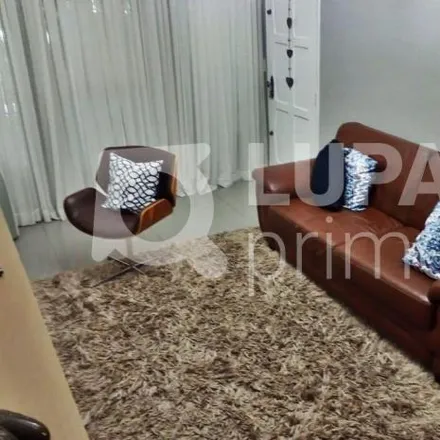 Buy this 3 bed house on Rua Izidro Ortiz 352 in Vila Medeiros, São Paulo - SP