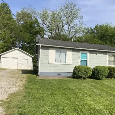 Buy this 2 bed house on 1658 Parkside Drive in Bowling Green, KY 42101