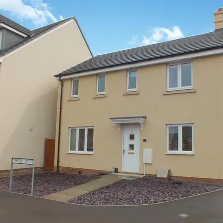 Rent this 3 bed house on Thirsk Drive in Trowbridge, BA14 6FZ