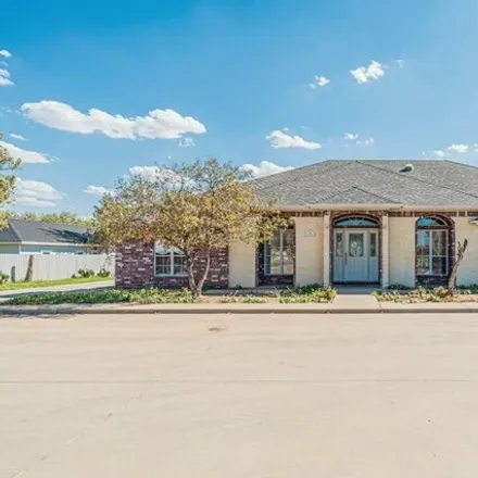 Buy this 4 bed house on 836 Northwest Avenue G in Seminole, TX 79360