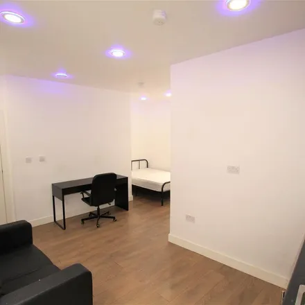 Image 2 - 9 Upper Brown Street, Leicester, LE1 5TE, United Kingdom - Apartment for rent