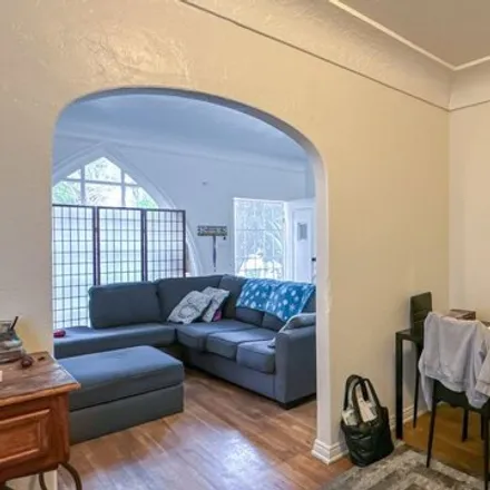 Image 8 - 2260 Clifford Street, Los Angeles, CA 90026, USA - House for sale