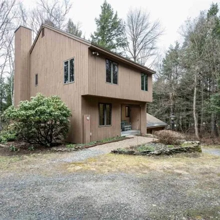 Buy this 3 bed house on 520 Marsh Family Road in Quechee, Windsor County