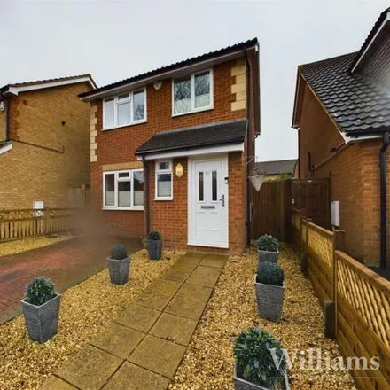 Buy this 3 bed house on Archive Close in Aston Clinton, HP22 5GE