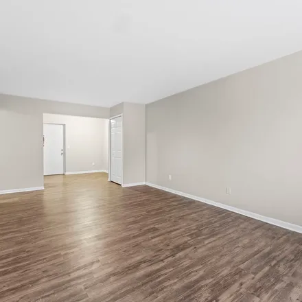Rent this 2 bed apartment on 698 Superior Boulevard in Wyandotte, MI 48192