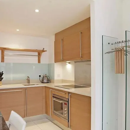Rent this 1 bed apartment on Howard Building in 368 Queenstown Road, London