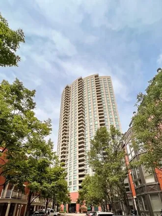 Image 1 - Kinzie Park Tower, 501 North Clinton Street, Chicago, IL 60654, USA - Condo for sale