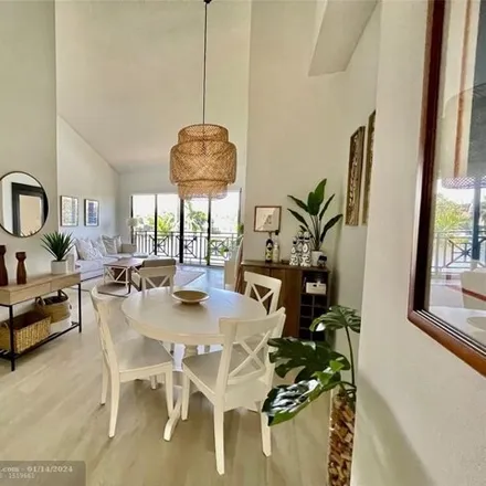Image 5 - South Ocean Lane, Harbor Heights, Fort Lauderdale, FL 33316, USA - Condo for sale