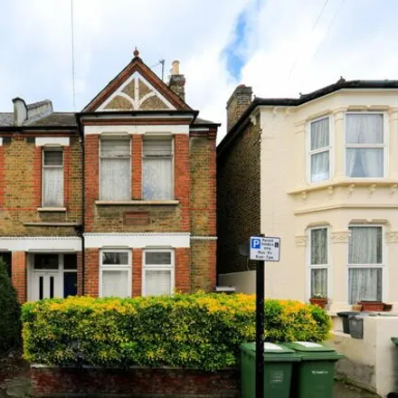Buy this 1 bed apartment on 75 Radford Road in London, SE13 6RZ