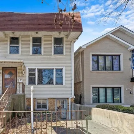 Buy this 7 bed house on 3142 South Wells Street in Chicago, IL 60616