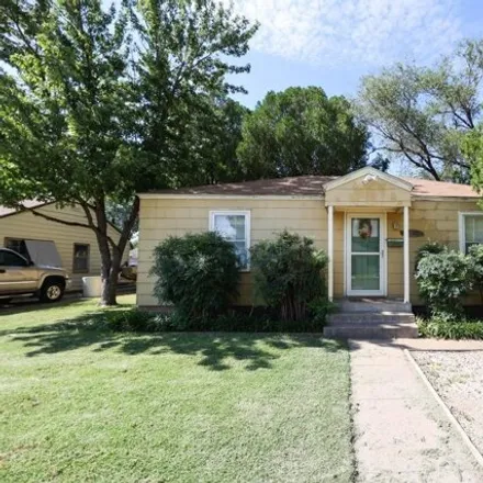 Buy this 3 bed house on 2415 31st Street in Lubbock, TX 79411