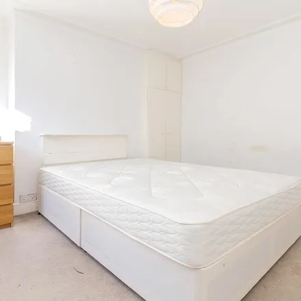 Rent this 2 bed apartment on 331 Shirland Road in Kensal Town, London