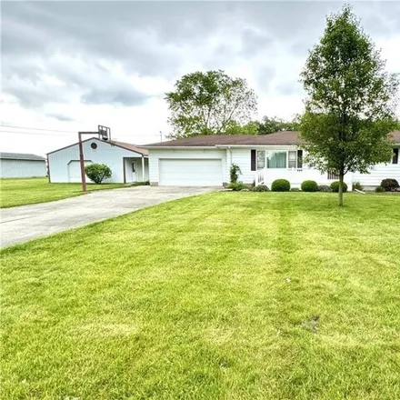Buy this 3 bed house on 12899 Dohoney Road in Richland Township, OH 43512