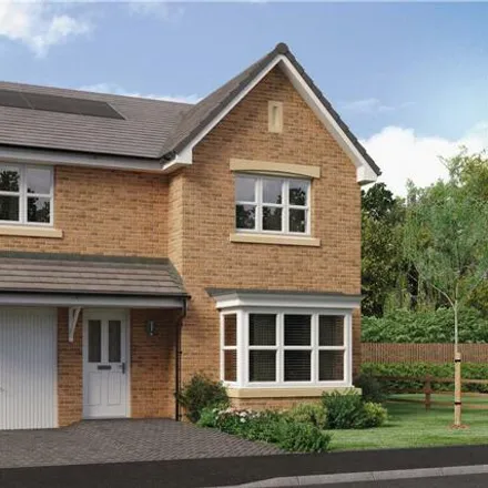 Buy this 4 bed house on Penzance Way in Moodiesburn, G69 0PD
