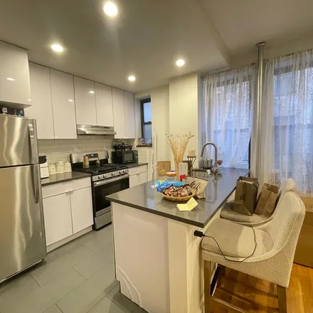Rent this 2 bed apartment on 3117 Kingsbridge Avenue in New York, NY 10463