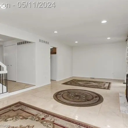 Image 7 - 5209 North Potomac Run, West Bloomfield Township, MI 48322, USA - Condo for sale