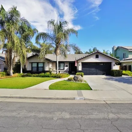 Buy this 3 bed house on 580 Pepper Drive in Hanford, CA 93230