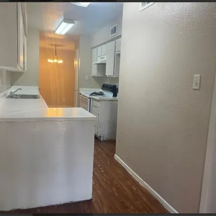 Image 3 - Lumberdale Road, Houston, TX 77092, USA - Condo for rent