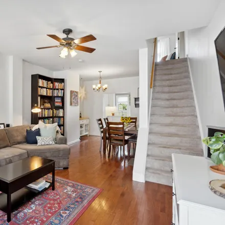 Image 2 - 1722 Latona Street, Philadelphia, PA 19146, USA - Townhouse for sale