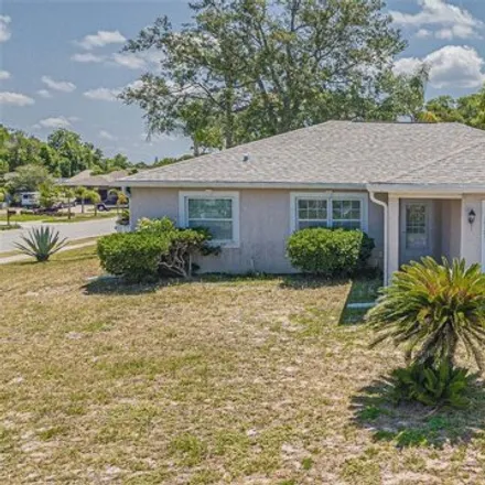 Buy this 3 bed house on 10172 Briar Circle in Pasco County, FL 34667
