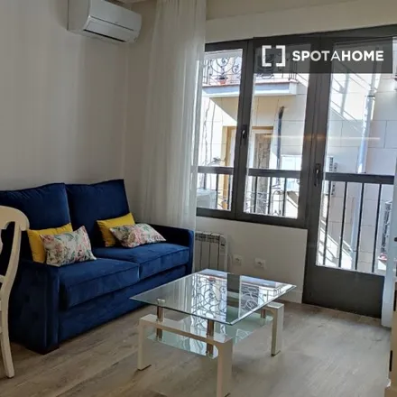 Rent this 1 bed apartment on Beauty Confort Shoes in Calle de Atocha, 111