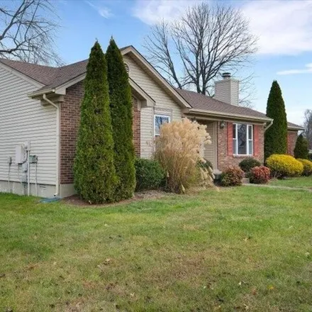 Image 2 - 8319 Silver Fox Road, Louisville, KY 40291, USA - House for rent