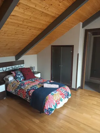 Rent this 3 bed apartment on Calle Virgen de la Soterraña in 14, 05005 Ávila
