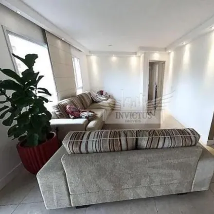 Rent this 3 bed apartment on Rua das Pitangueiras in Jardim, Santo André - SP