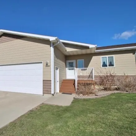 Buy this 4 bed townhouse on unnamed road in Minot, ND 58703