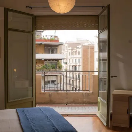 Image 2 - Kimod, Carrer de Balmes, 206, 08001 Barcelona, Spain - Room for rent
