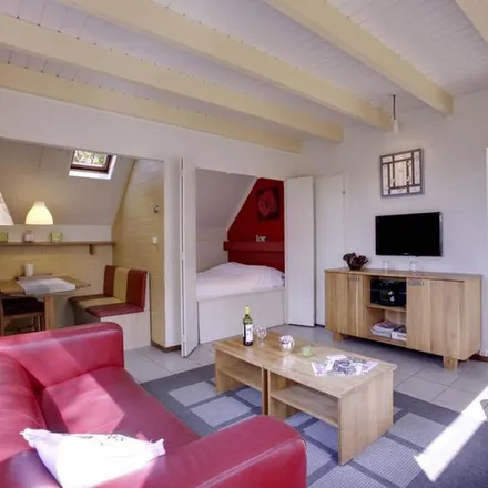 Rent this 2 bed apartment on Sportlaantje in 7721 KG Dalfsen, Netherlands