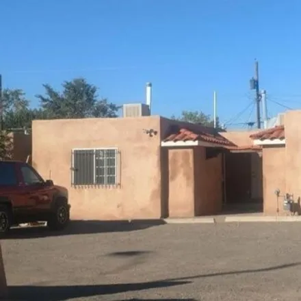 Rent this studio house on 811 Aztec Road Northwest in Albuquerque, NM 87107