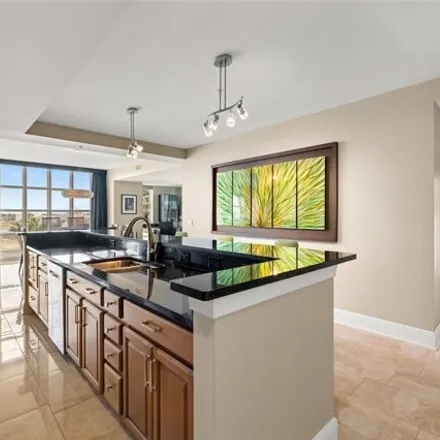 Image 5 - Ventana Tampa, 1238 East Kennedy Boulevard, Estuary, Tampa, FL 33602, USA - Condo for sale